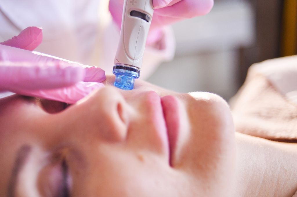 Вакуумная чистка лица Hydrafacial